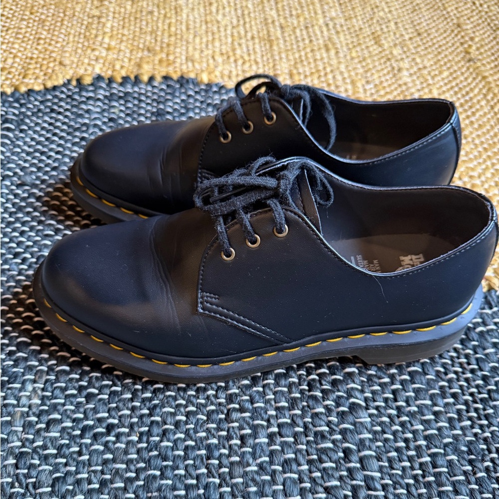 Dr. Martens Black Vegan Low Top Oxfords - Picture 3 of 7